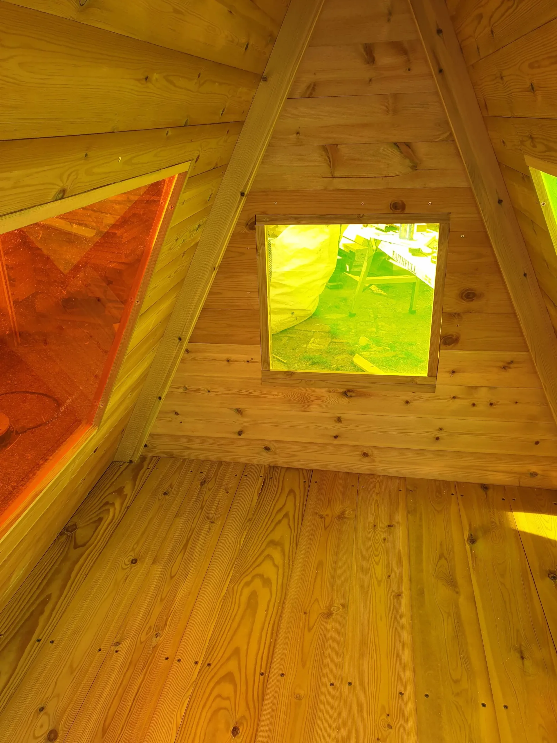 Outdoor Rainbow Den - Image 4