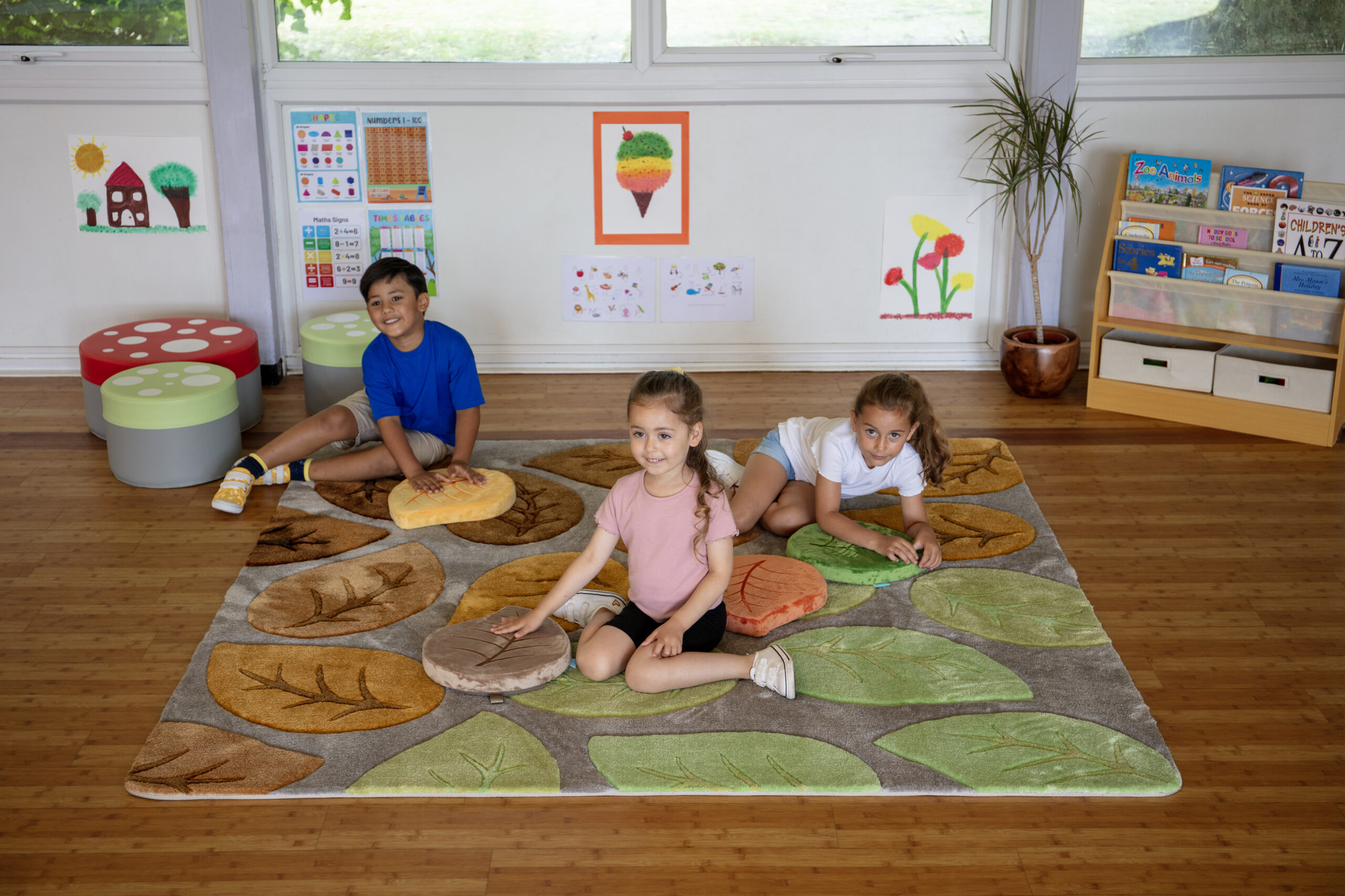 Seasonal Leaves Super Deluxe Carved Carpet - Image 5