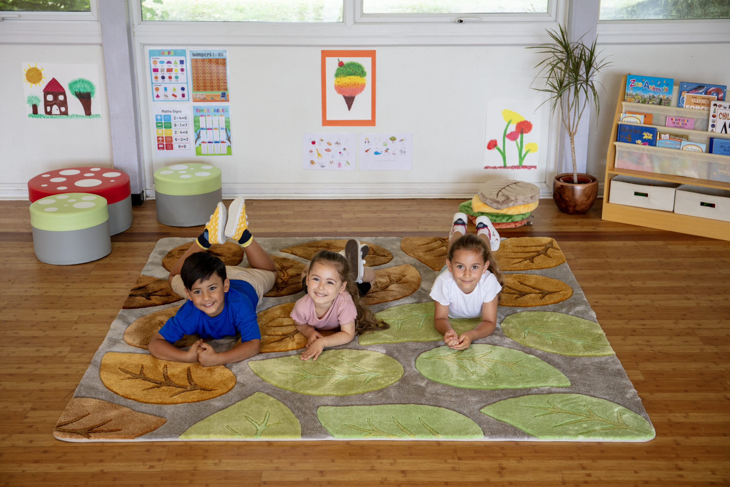 Seasonal Leaves Super Deluxe Carved Carpet - Image 4