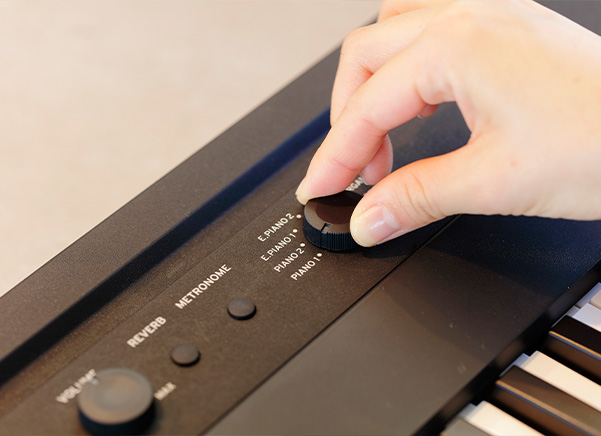 Korg L1 Liano portable digital piano - Image 11