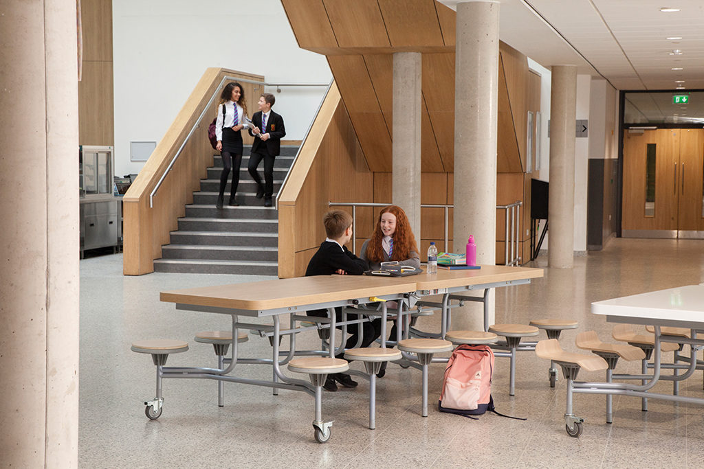 Spaceright 12 Seat Primo Mobile Folding Table - Image 26
