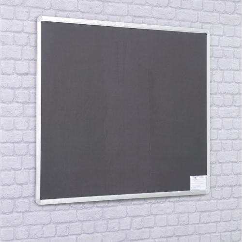 Spaceright wall mounted chalkboard classroom