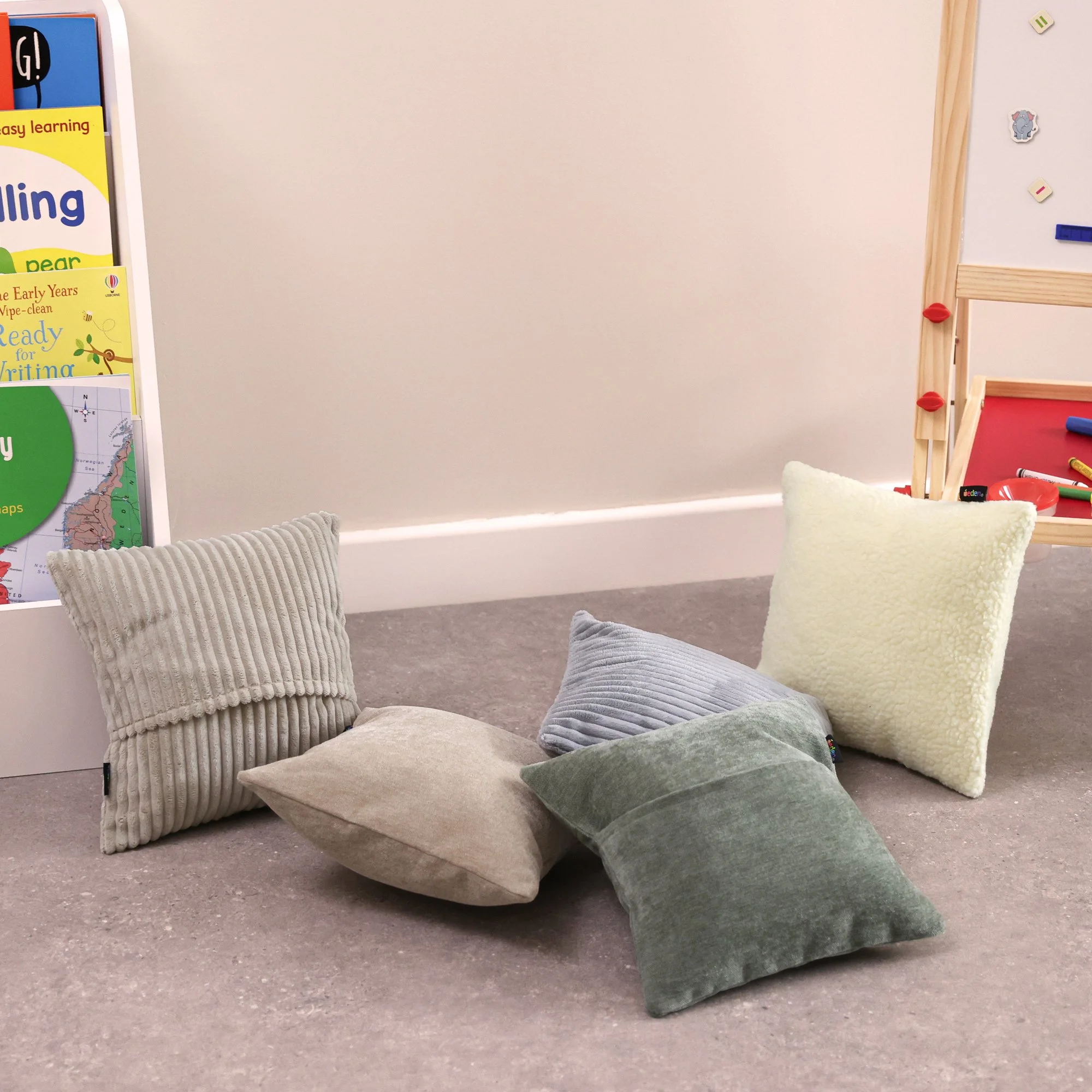 Small Natural Textured Cushions - 5 Pack - Image 5