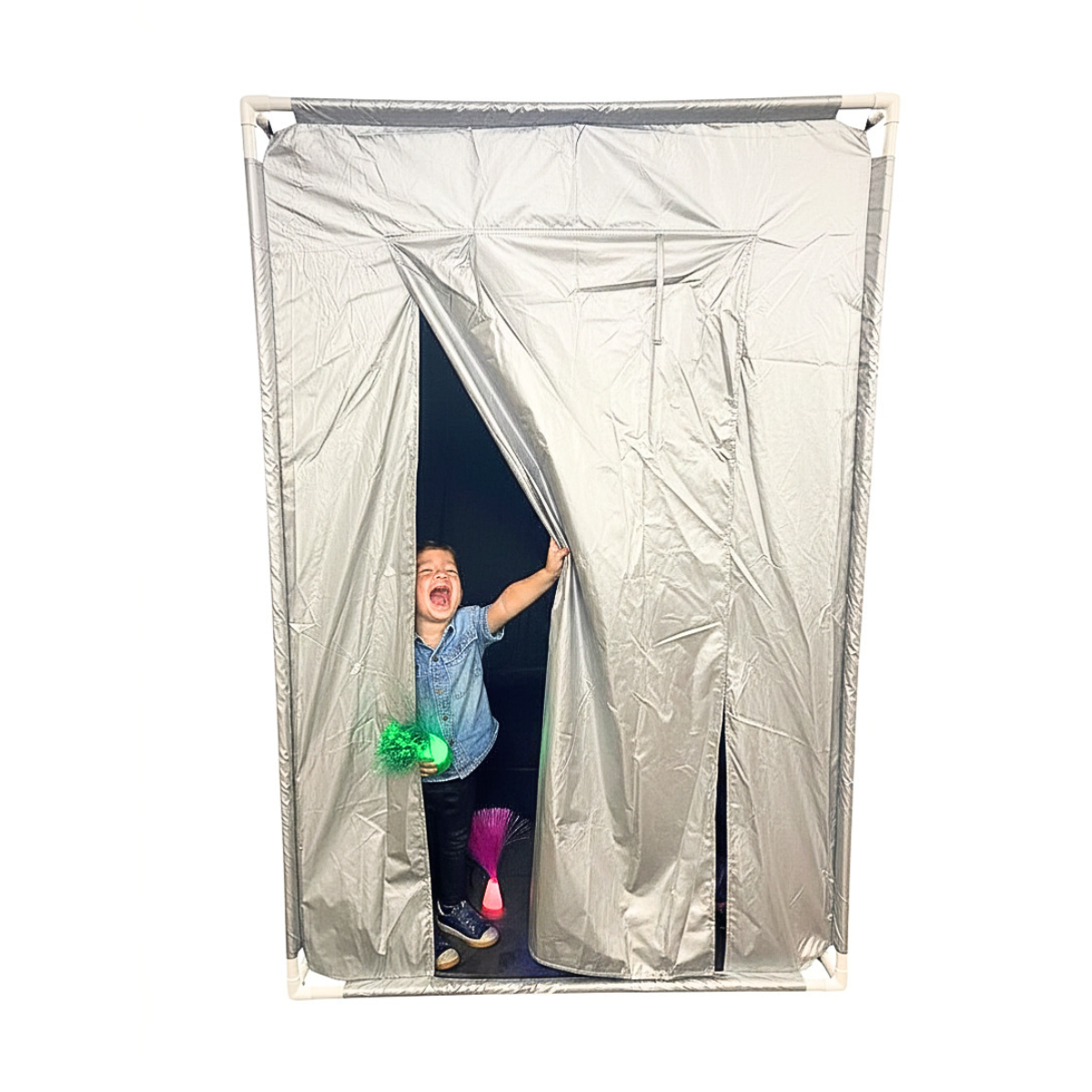 1.2m x 1.8m Giant Dark Den Tent - Image 4