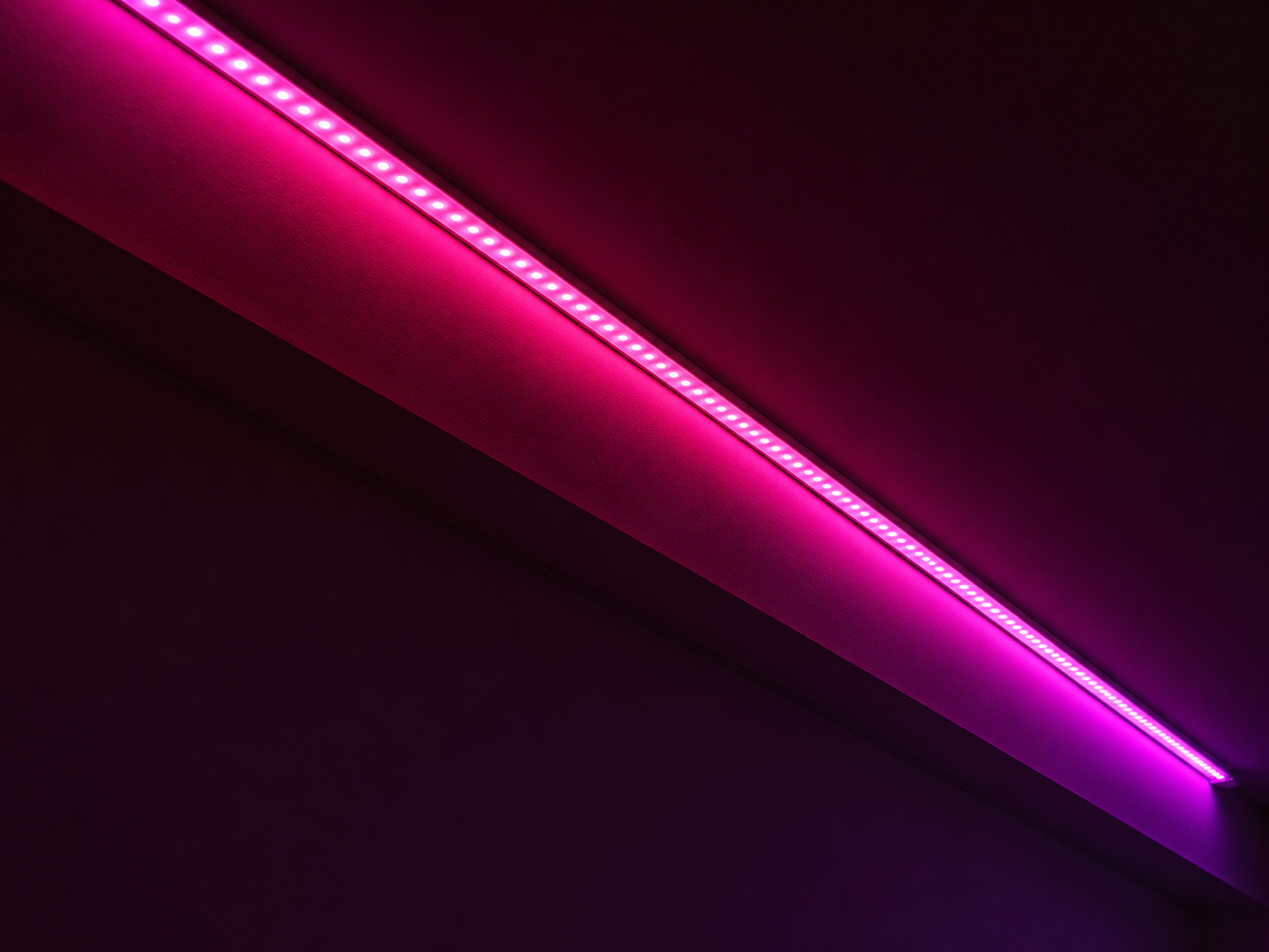 Apollo Creative LED wall wash sensory room lighting - view 2